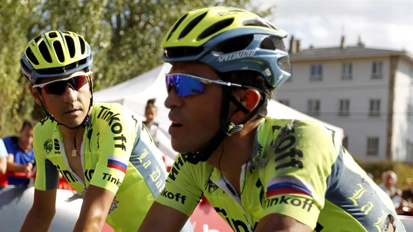 Alberto Contador, a su paso por meta en la etapa de la Vuelta a España Alberto Contador, a su paso por meta en la etapa de la Vuelta a España