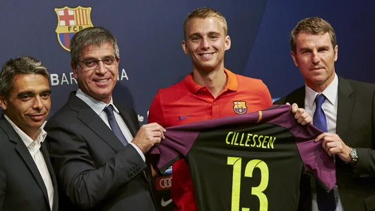 Jasper Cillesen, presentado como nuevo jugador del F.C Barcelona Jasper Cillesen, presentado como nuevo jugador del F.C Barcelona