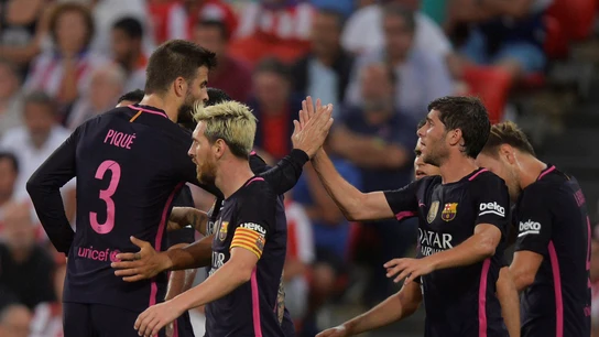 Los jugadores del Barcelona celebran el gol en San Mamés Los jugadores del Barcelona celebran el gol en San Mamés