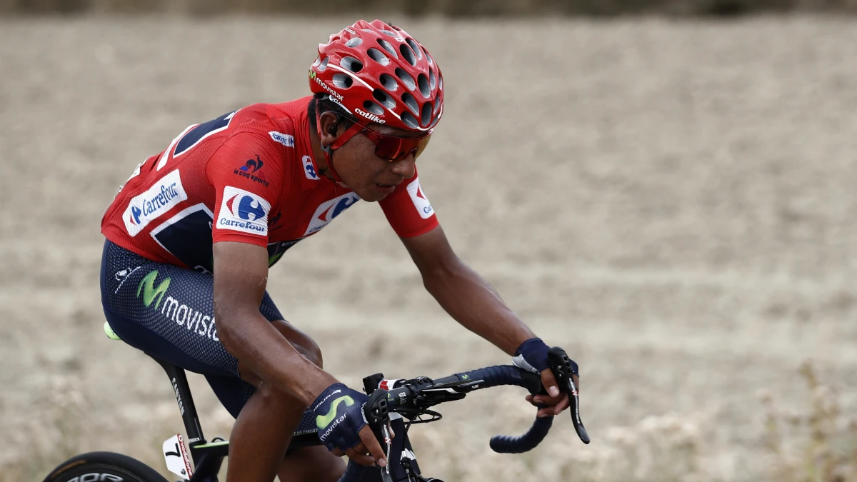 Nairo Quintana, de rojo en la Vuelta