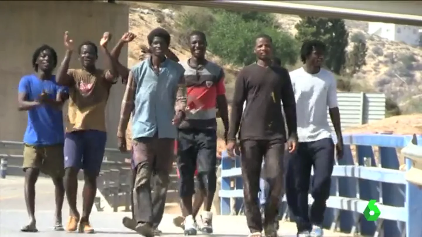 Logran saltar la Valla de Melilla. Logran saltar la Valla de Melilla.