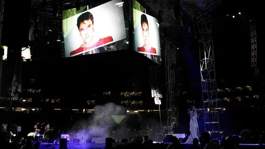 Fotografía del concierto "Una Celebración de Amigos" en homenaje al cantautor mexicano Juan Gabriel Fotografía del concierto "Una Celebración de Amigos" en homenaje al cantautor mexicano Juan Gabriel