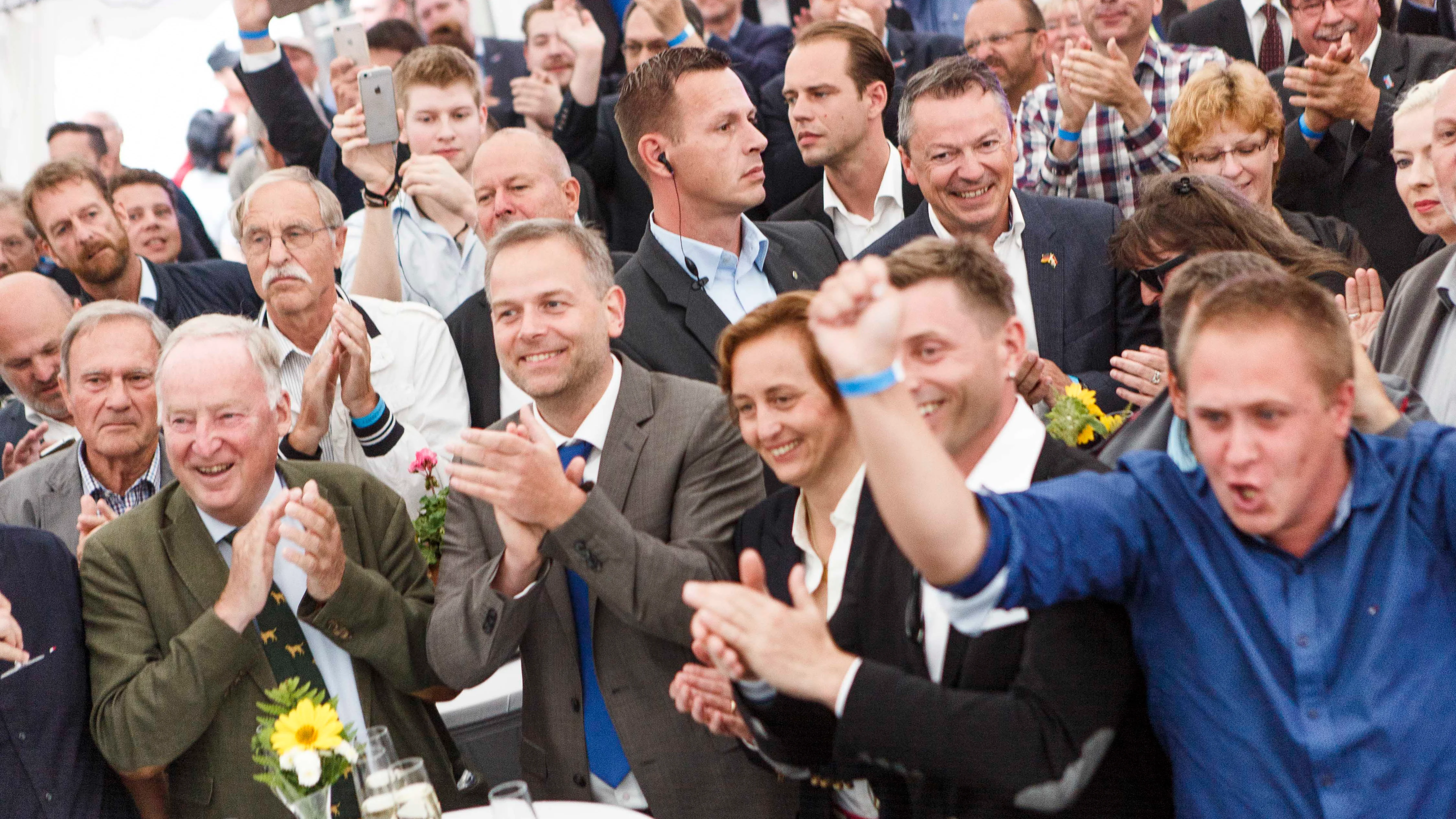 Los líderes de la AfD celebran los resultados en las elecciones regionales celebradas en Alemania