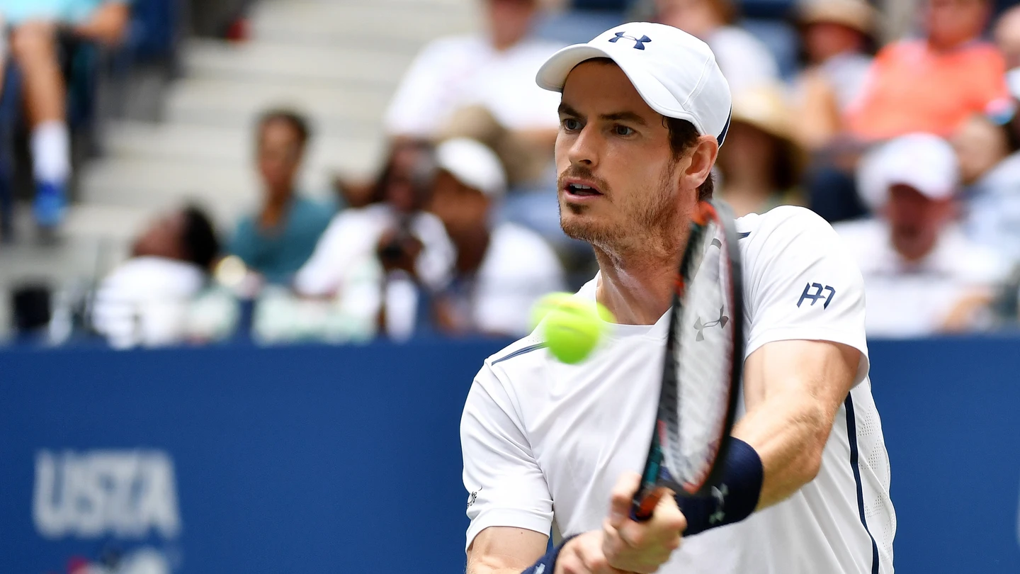 Andy Murray se impuso a Paolo Lorenzi tras más de tres horas de partido Andy Murray se impuso a Paolo Lorenzi tras más de tres horas de partido