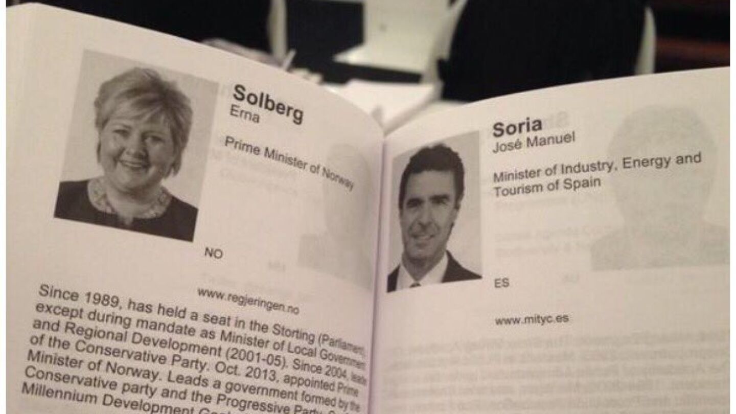 Curr&iacute;culum de Soria presentado en un folleto del Foro Econ&oacute;mico mundial que se celebr&oacute; en la ciudad suiza de Davos