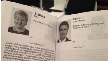 Currículum de Soria presentado en un folleto del Foro Económico mundial que se celebró en la ciudad suiza de Davos