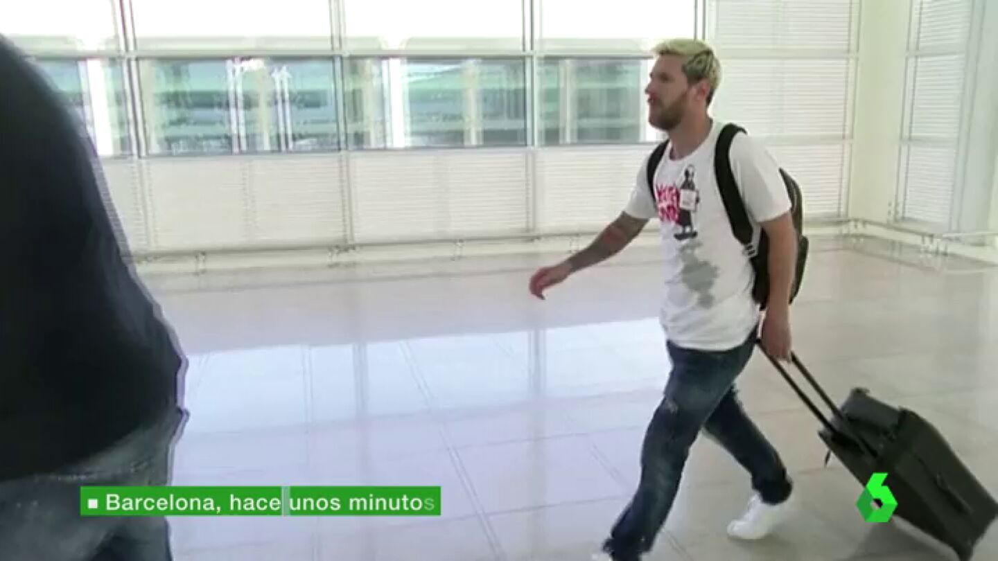 Messi, en el aeropuerto de Barcelona
