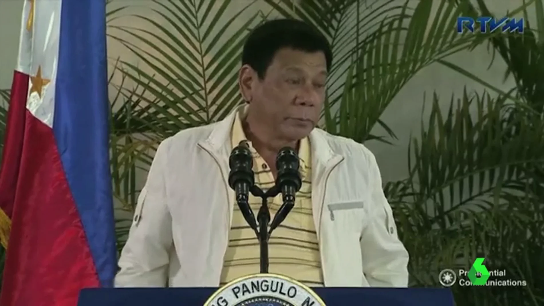 Frame 9.68017 de: El presidente filipino insulta a Obama antes de la cumbre en Laos donde coincidirán: "Hijo de puta, te voy a maldecir en la cumbre"