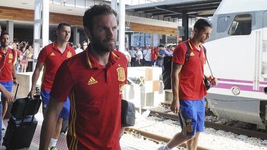 Mata con la selección española. Mata con la selección española.