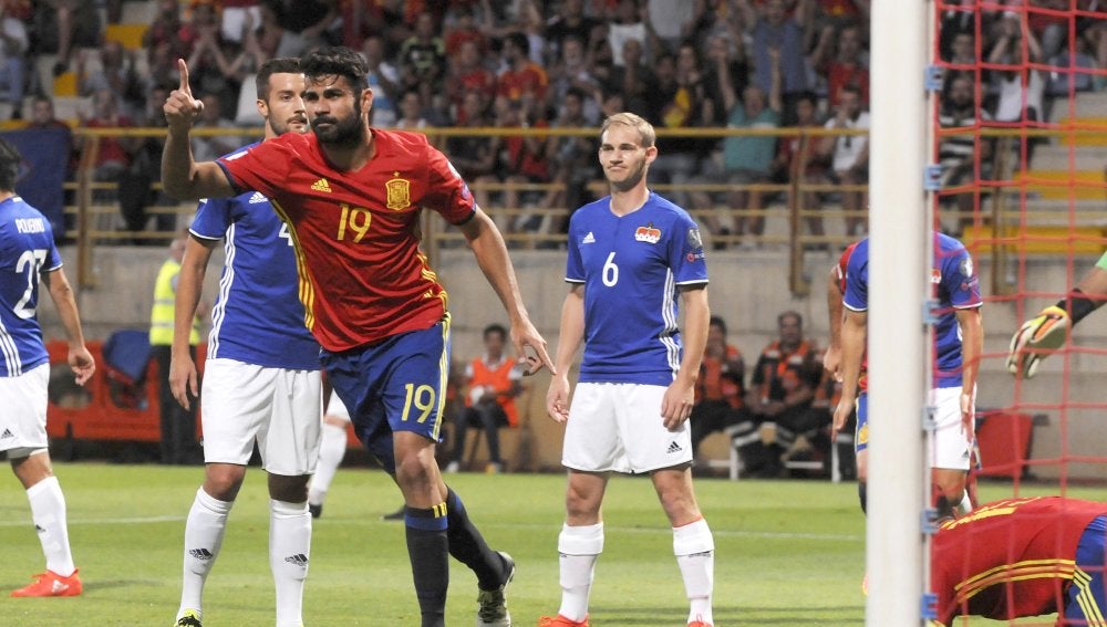 Diego Costa celebrando un gol con la Selección española