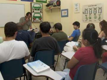 Imagen de archivo de una autoescuela. Imagen de archivo de una autoescuela.