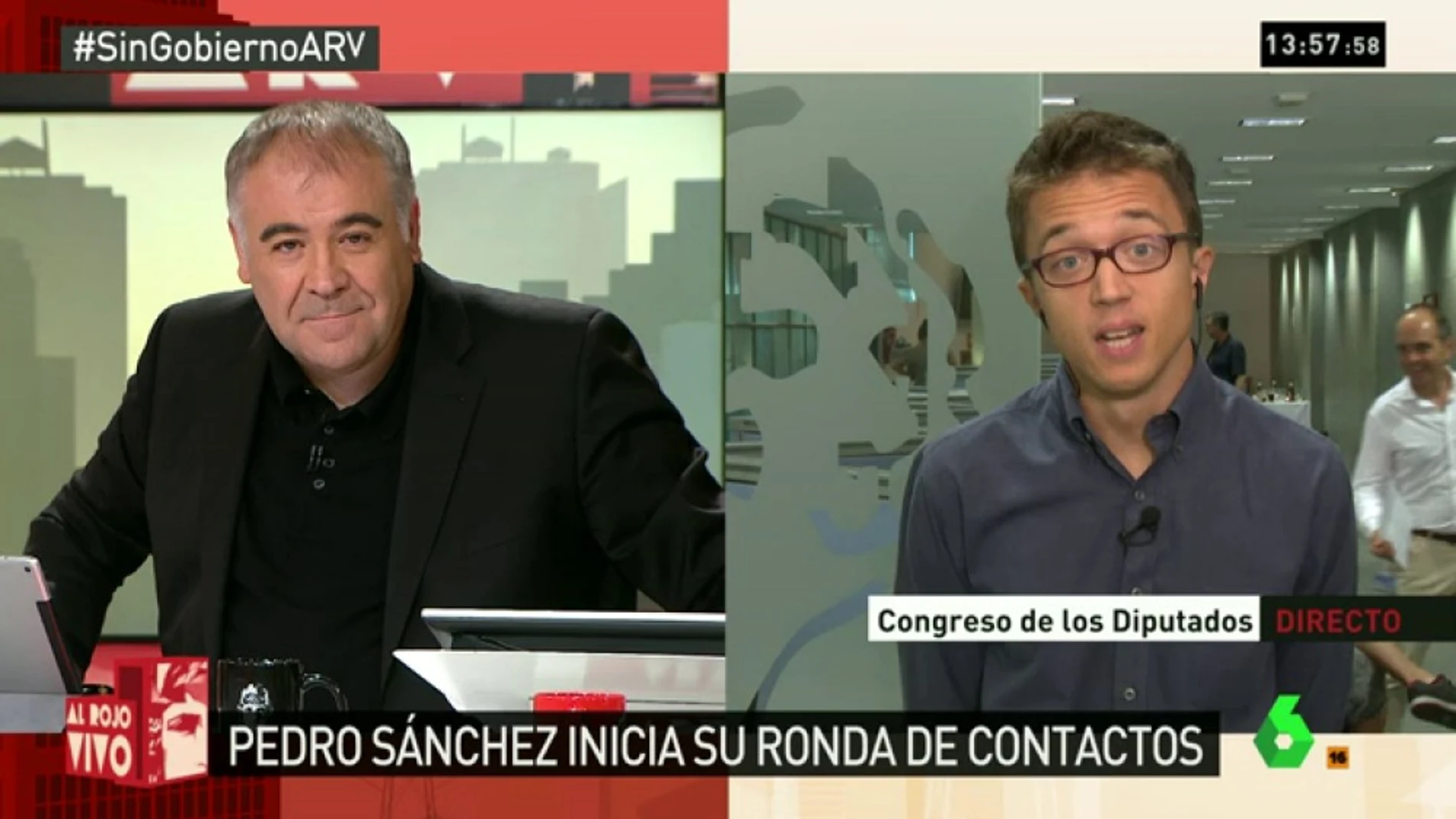 Íñigo Errejón: "Sánchez debe decir si aceptará el chantaje de Rajoy o si se atreverá al Gobierno alternativo"