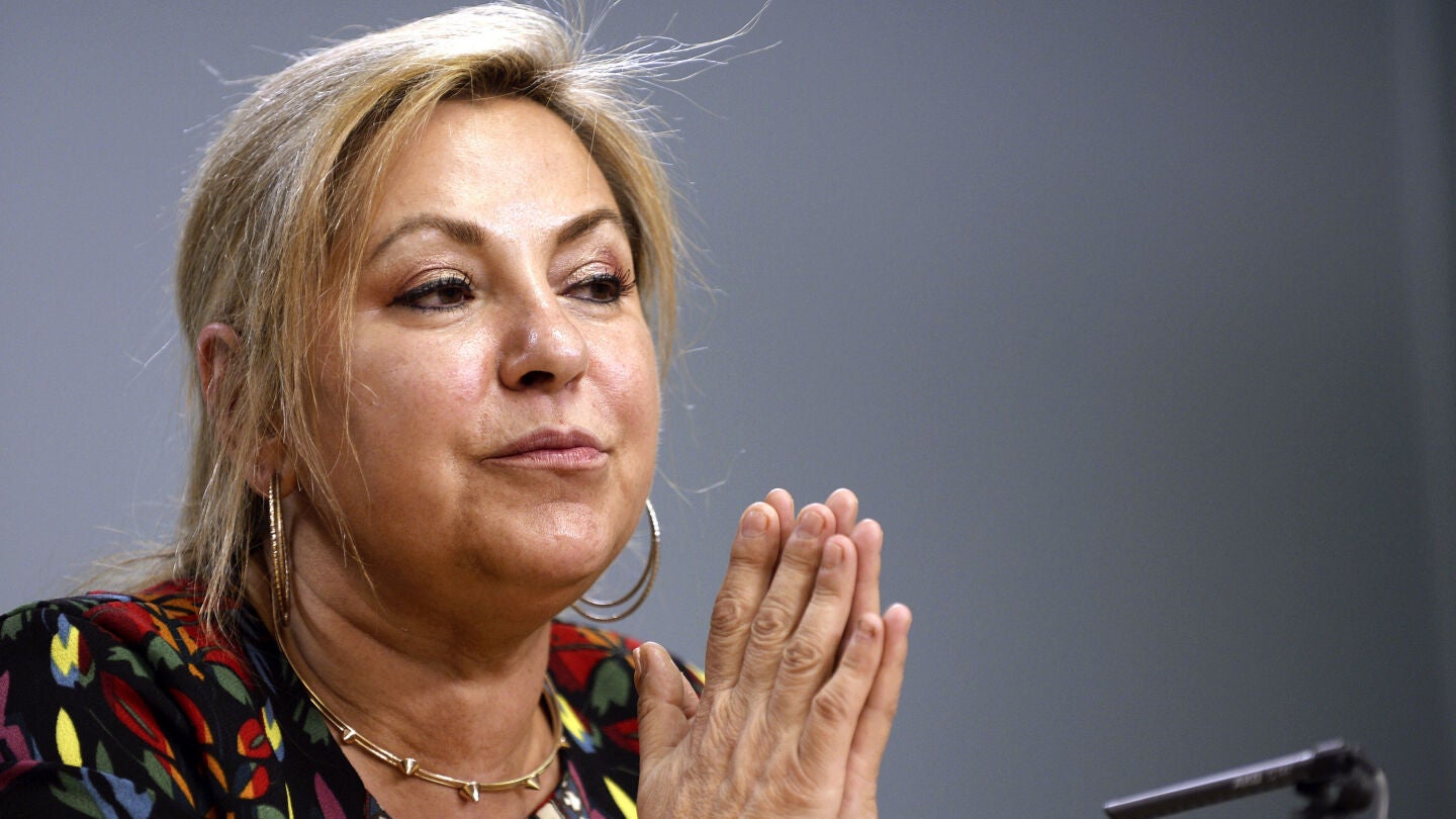 Rosa Valde&oacute;n se dirige a los medios tras ser arrestada por triplicar la tasa de alcohol en sangre