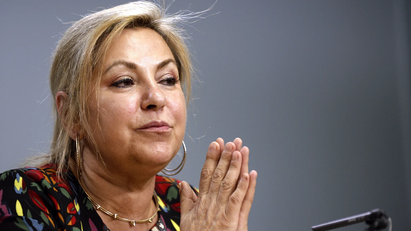 Rosa Valdeón se dirige a los medios tras ser arrestada por triplicar la tasa de alcohol en sangre Rosa Valdeón se dirige a los medios tras ser arrestada por triplicar la tasa de alcohol en sangre