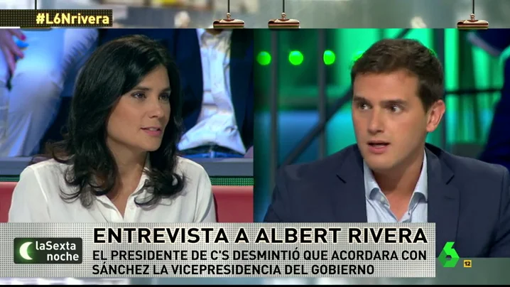 Frame 66.719787 de: Llapart, a Rivera: "En el Congreso no les correspondía ni un solo puesto y tienen dos, ¿también le gustan los sillones?" Frame 66.719787 de: Llapart, a Rivera: "En el Congreso no les correspondía ni un solo puesto y tienen dos, ¿también le gustan los sillones?"
