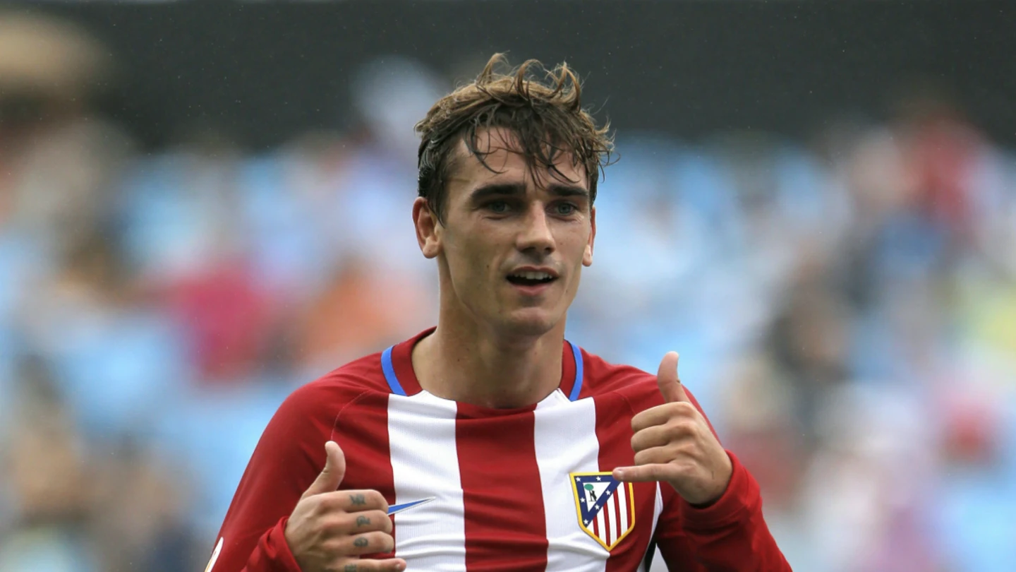 Griezmann celebra un gol con el Atlético Griezmann celebra un gol con el Atlético
