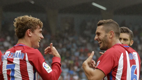 Griezmann y Koke celebran un gol del Atlético de Madrid Griezmann y Koke celebran un gol del Atlético de Madrid