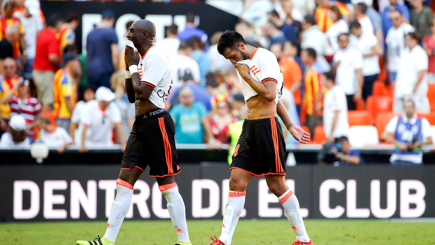 Garay y Mangala, cabizbajos
