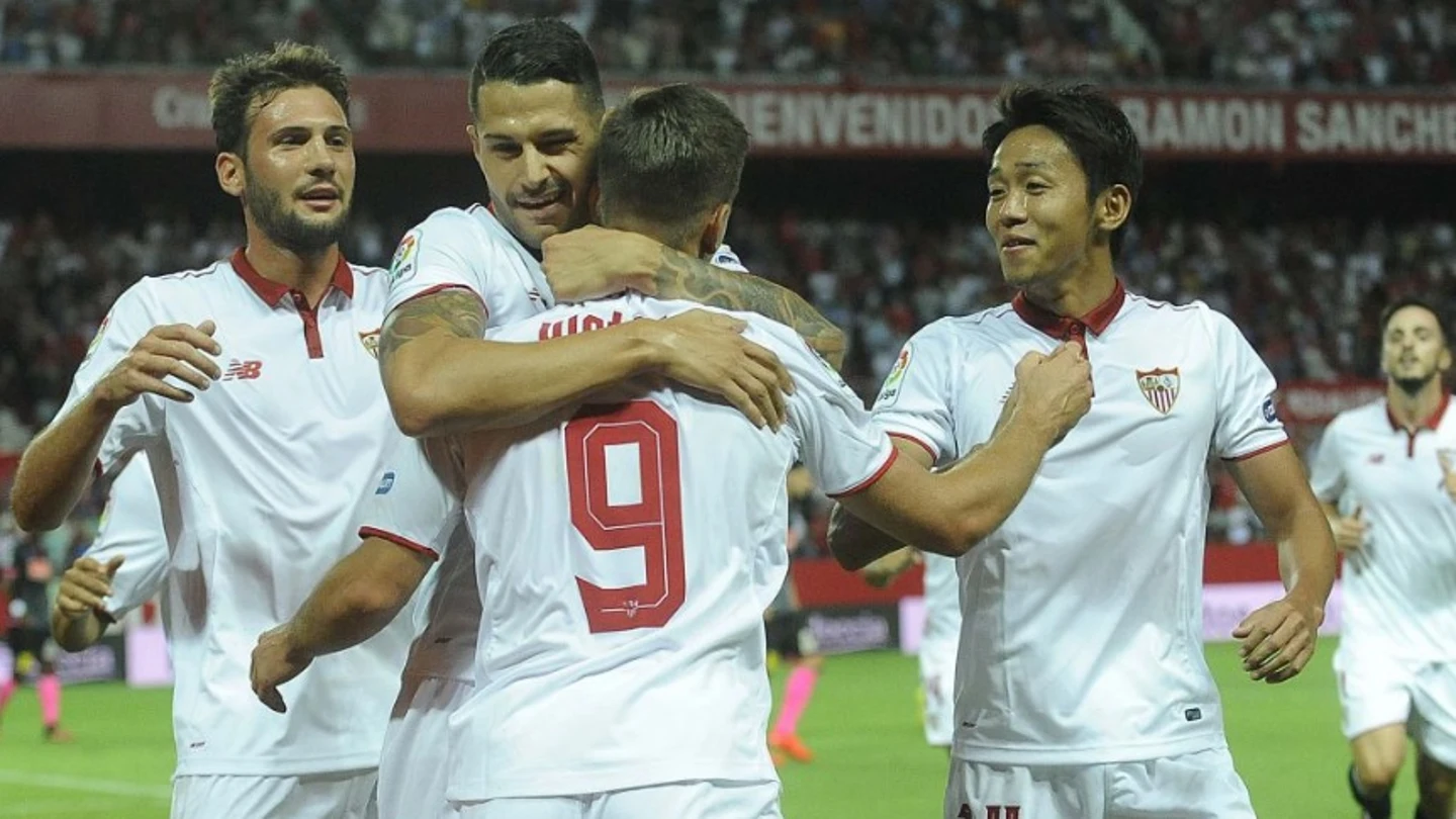 Vietto celebra un gol con el Sevilla Vietto celebra un gol con el Sevilla