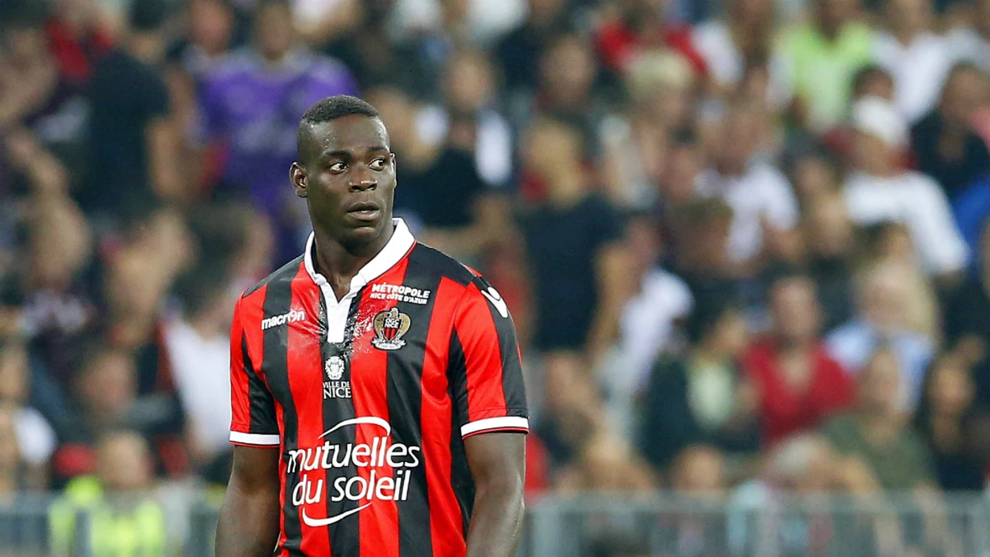 Balotelli, con el Niza Balotelli, con el Niza