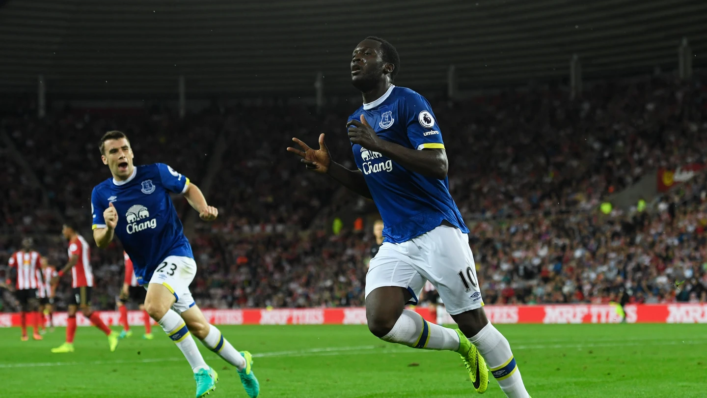 Lukaku celebra uno de sus goles ante el Sunderland Lukaku celebra uno de sus goles ante el Sunderland