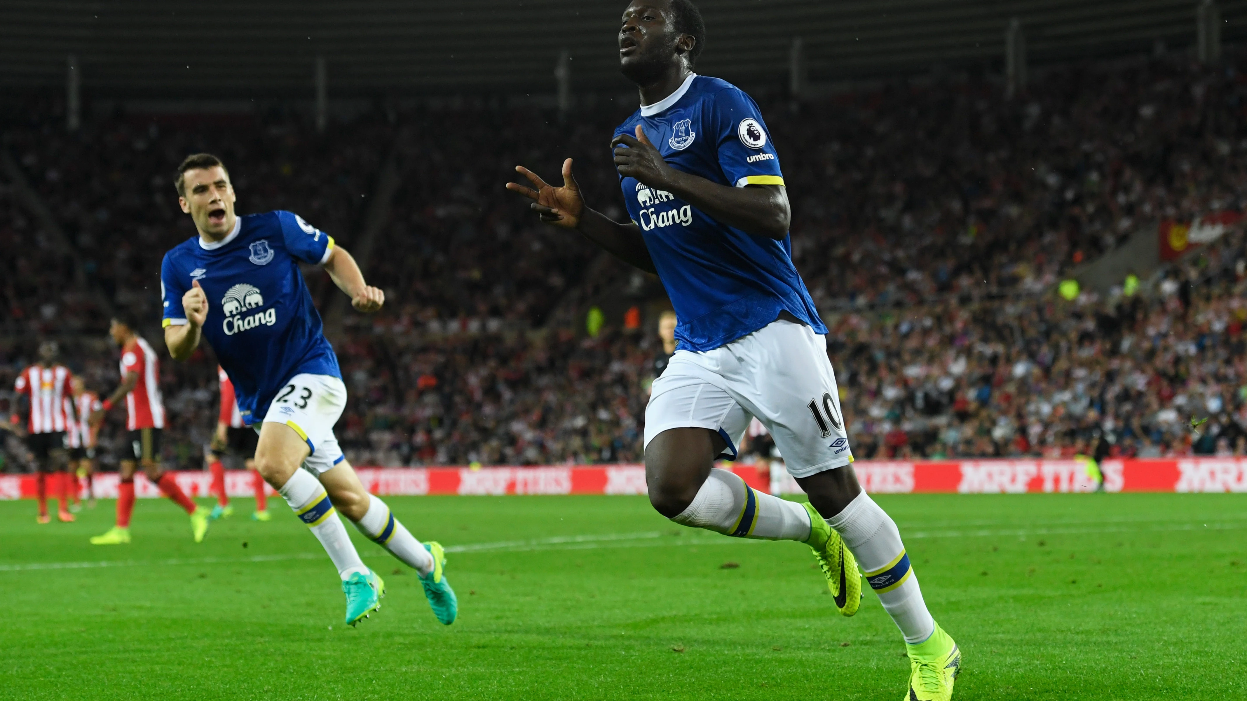Lukaku celebra uno de sus goles ante el Sunderland Lukaku celebra uno de sus goles ante el Sunderland