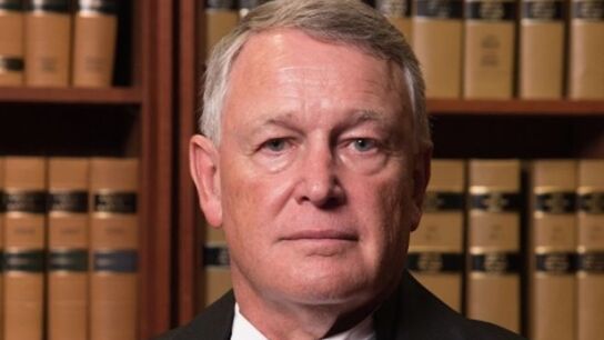 Robin Camp, el juez investigado en Canad&aacute;