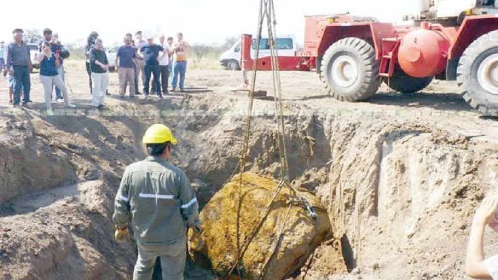Descubierto en Argentina el segundo meteorito más grande del mundo Descubierto en Argentina el segundo meteorito más grande del mundo