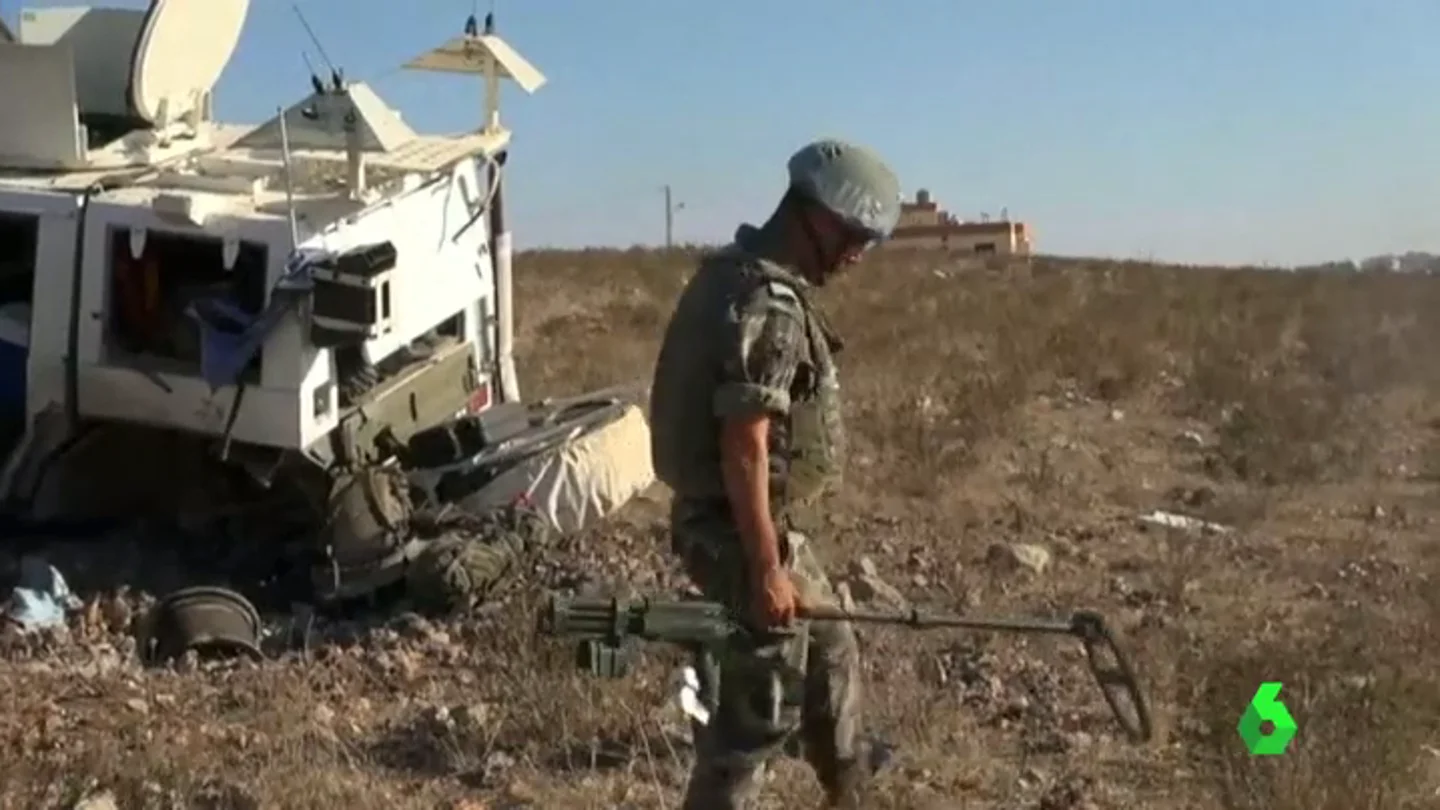 Frame 15.687614 de: Cuatro soldados españoles salen ilesos de la explosión de una mina en Líbano Frame 15.687614 de: Cuatro soldados españoles salen ilesos de la explosión de una mina en Líbano