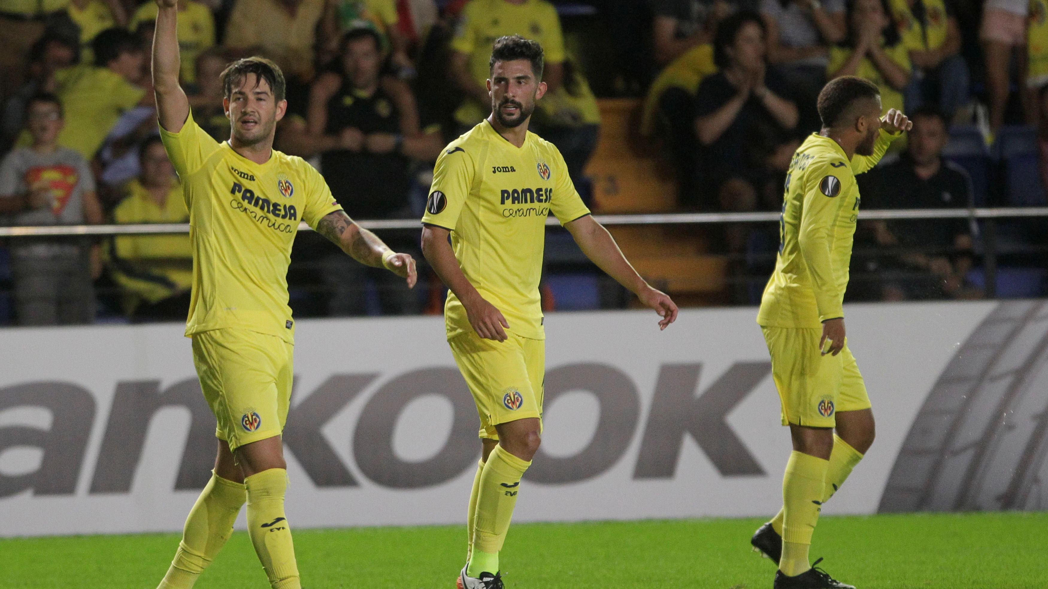 Pato celebra su gol ante el Zúrich