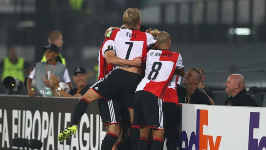 Los jugadores del Feyenoord celebrando el gol Los jugadores del Feyenoord celebrando el gol