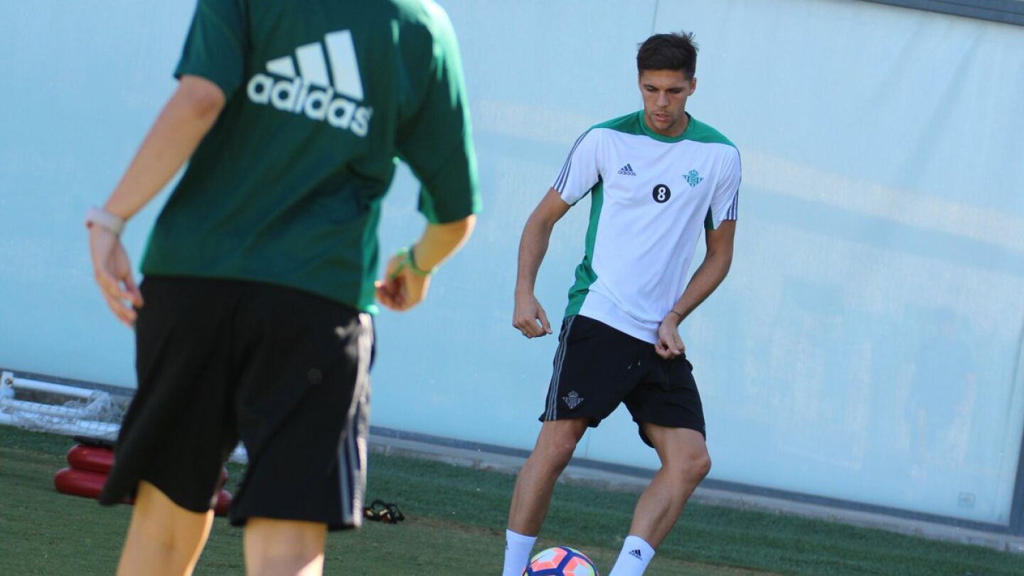 El Real Betis se entrena