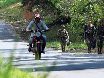 Guerrilleros de las FARC Guerrilleros de las FARC