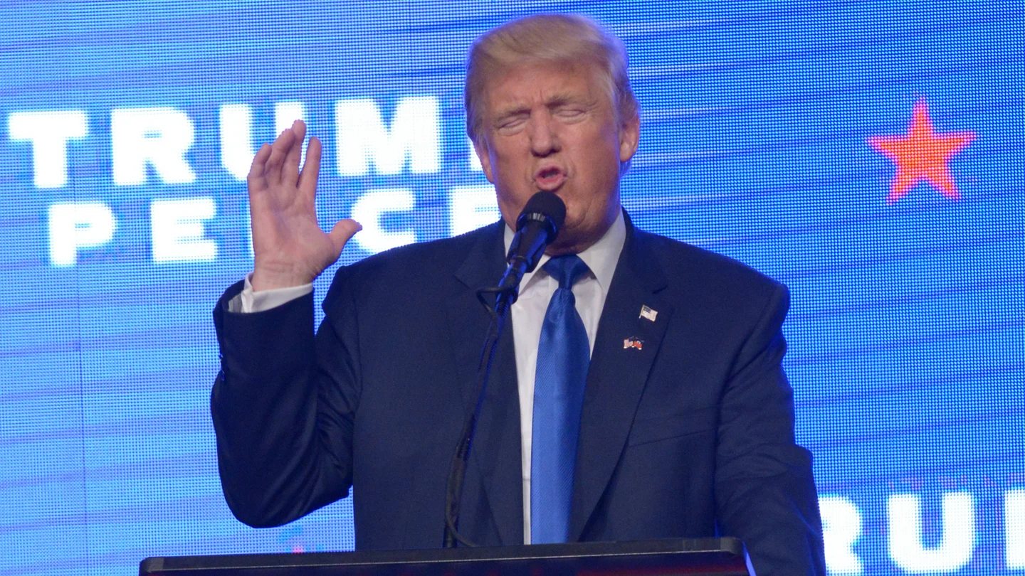 El candidato a la presidencia de los Estados Unidos por el partido republicano, Donald Trump en un evento de campaña en el James L. Knight Center en Miami El candidato a la presidencia de los Estados Unidos por el partido republicano, Donald Trump en un evento de campaña en el James L. Knight Center en Miami