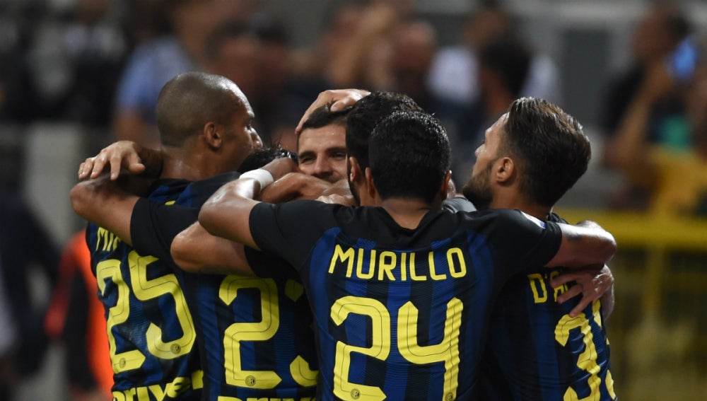 El Inter de Milán celebra un gol