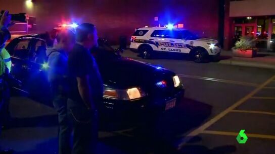 Frame 7.588121 de: Daesh reivindica el apu&ntilde;alamiento masivo en un centro comercial de Minesota que ha dejado ocho heridos