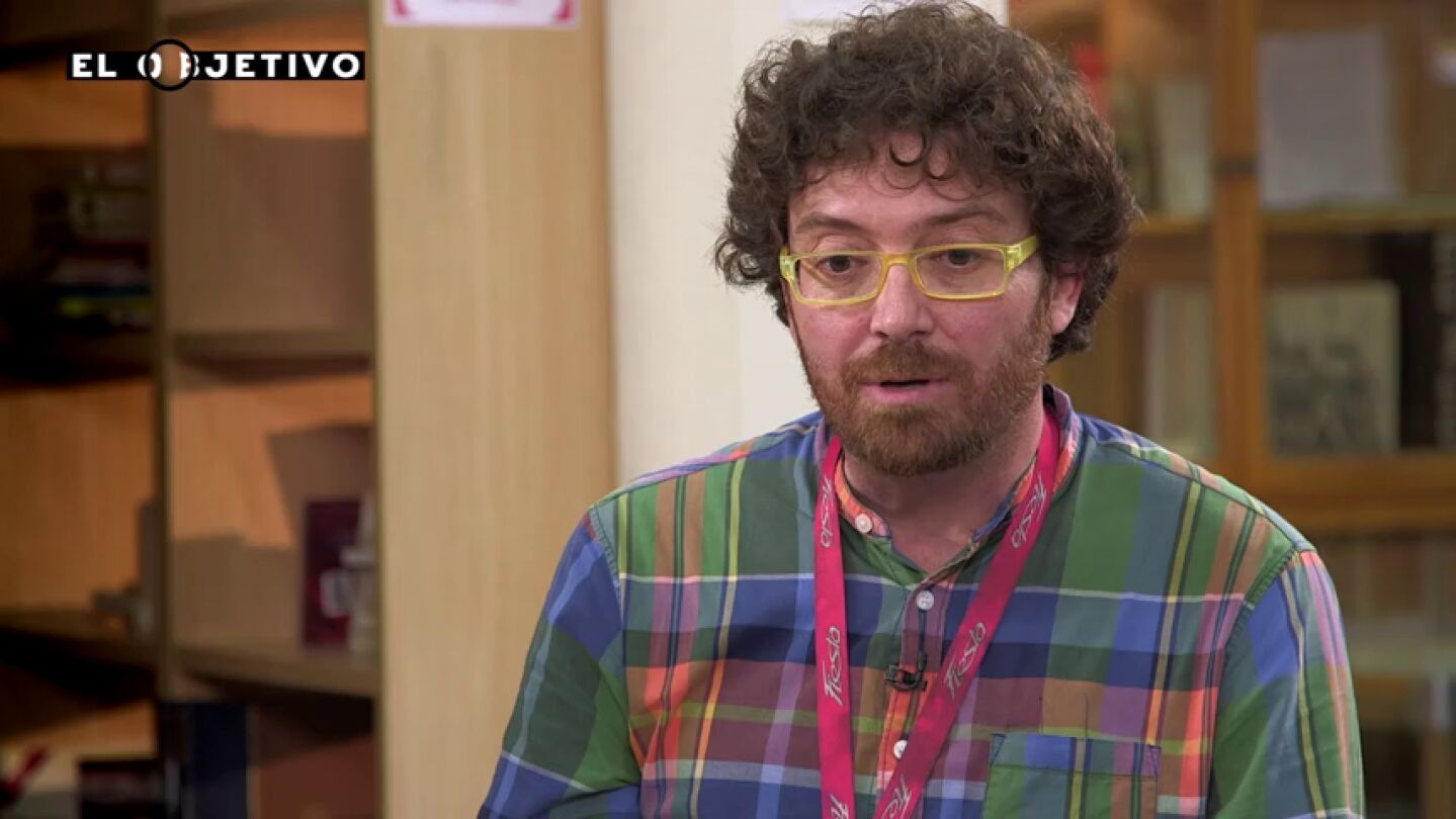 Frame 0.0 de: El Objetivo charla con el jefe de estudios de un centro de Madrid sobre acoso: "La tecnolog&iacute;a "va muy deprisa"