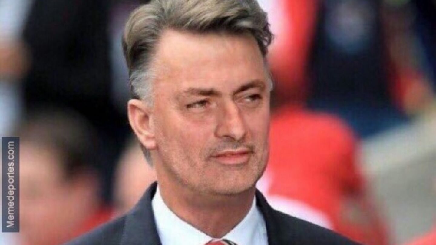 Jos&eacute; Mourinho, &iquest;cada vez m&aacute;s parecido a Van Gaal?