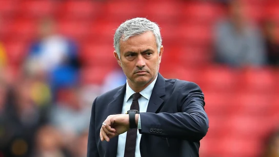 Mourinho carga contra uno de sus jugadores Mourinho carga contra uno de sus jugadores