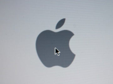 Apple Apple
