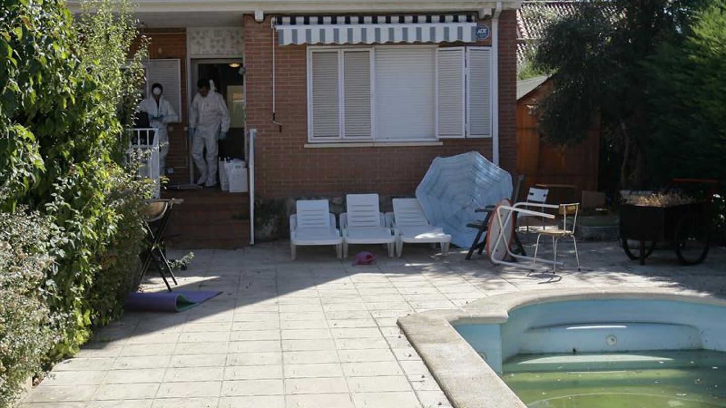 La vivienda en la que fueron hallados los cuatro cad&aacute;veres en Pioz