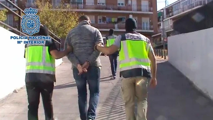 La Policía Nacional detiene en Madrid a dos jóvenes por enaltecimiento del terrorismo yihadista