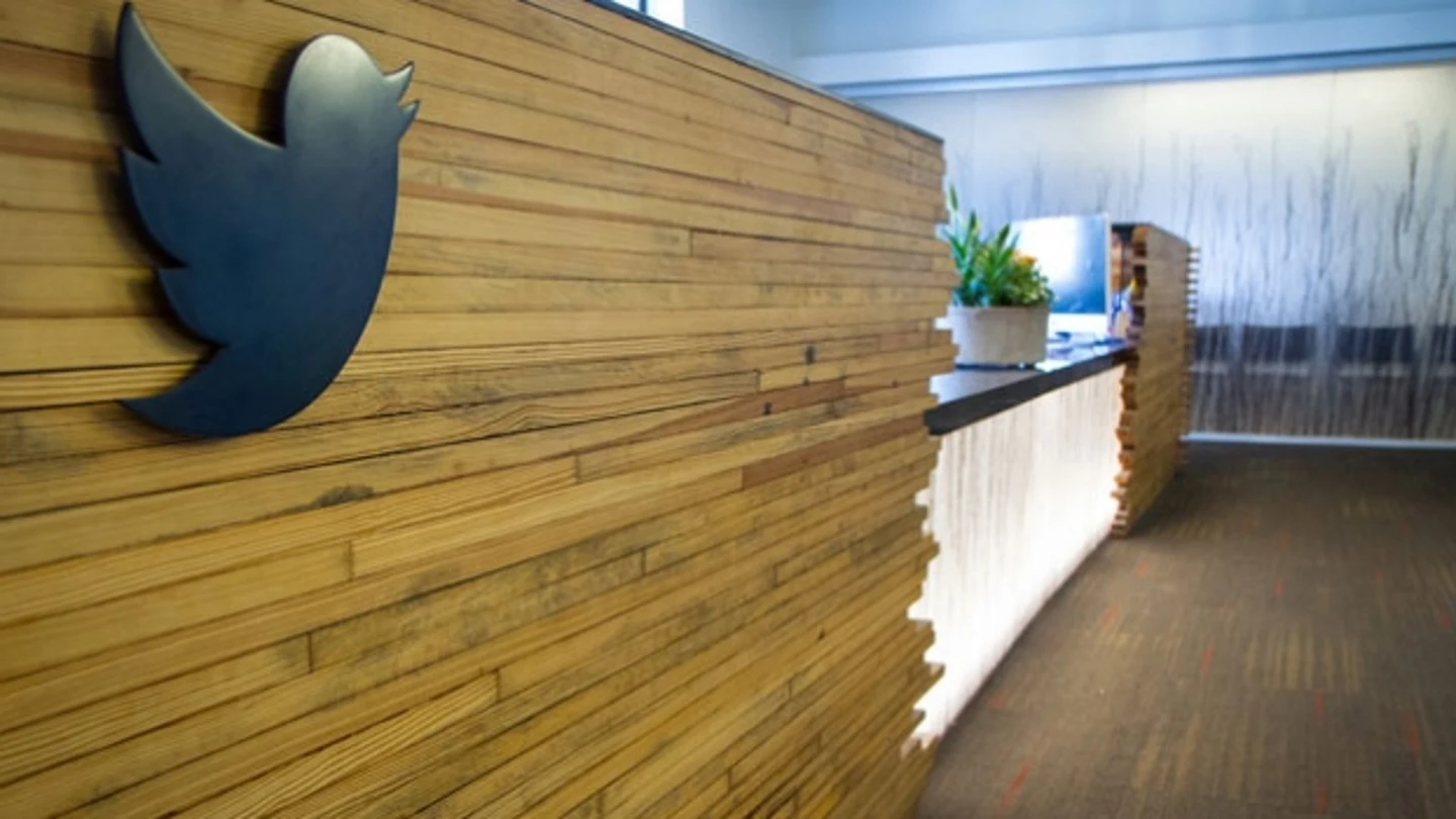 Twitter Twitter