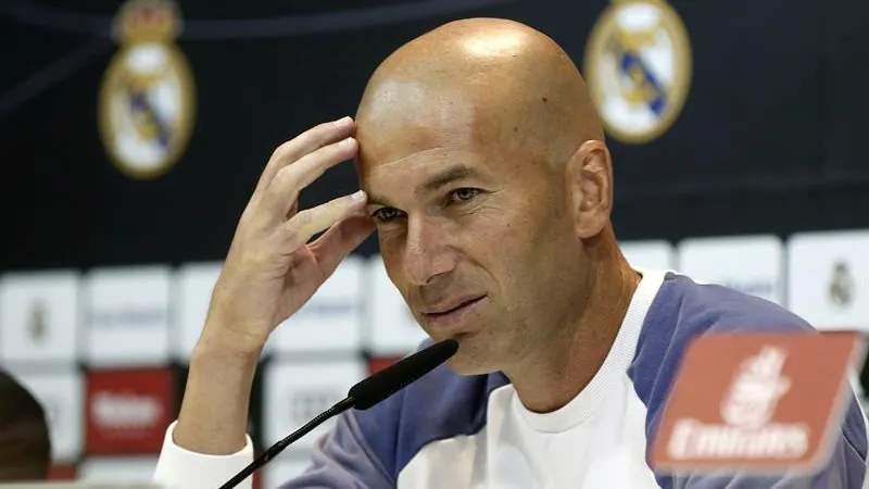 Zidane en rueda de prensa Zidane en rueda de prensa
