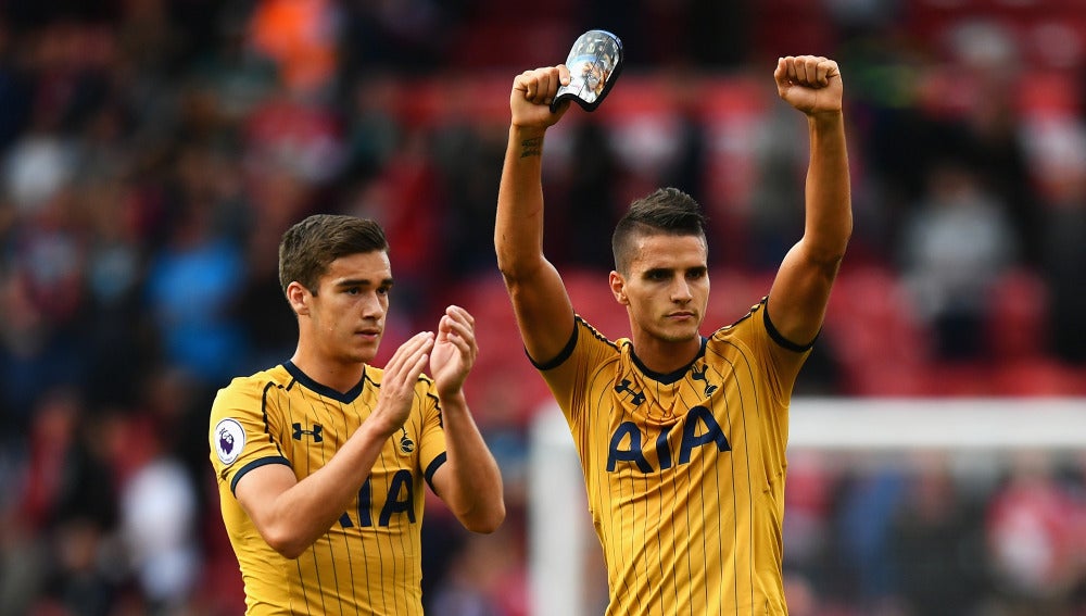 Los jugadores del Tottenham celebran su victoria contra el 'Boro'