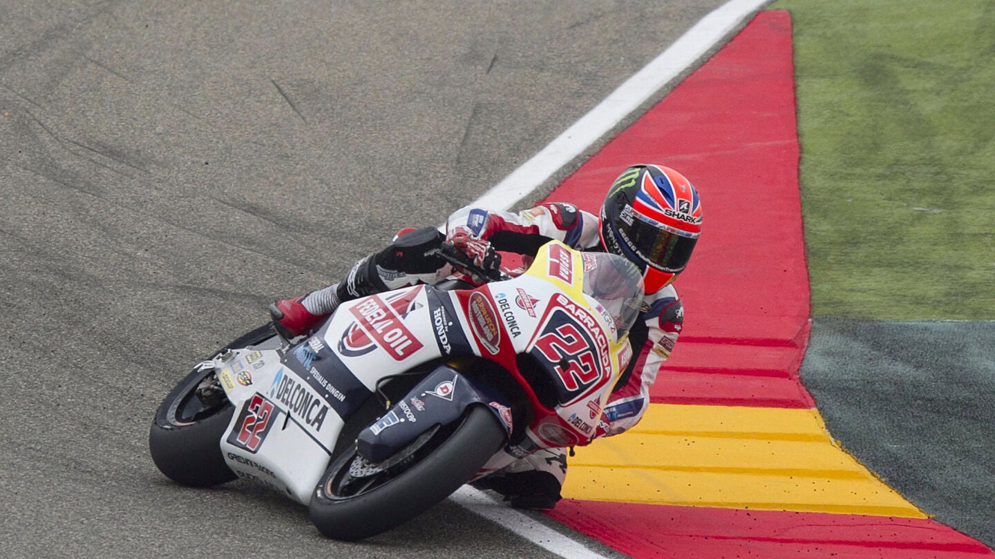 Sam Lowes, durante la carrera