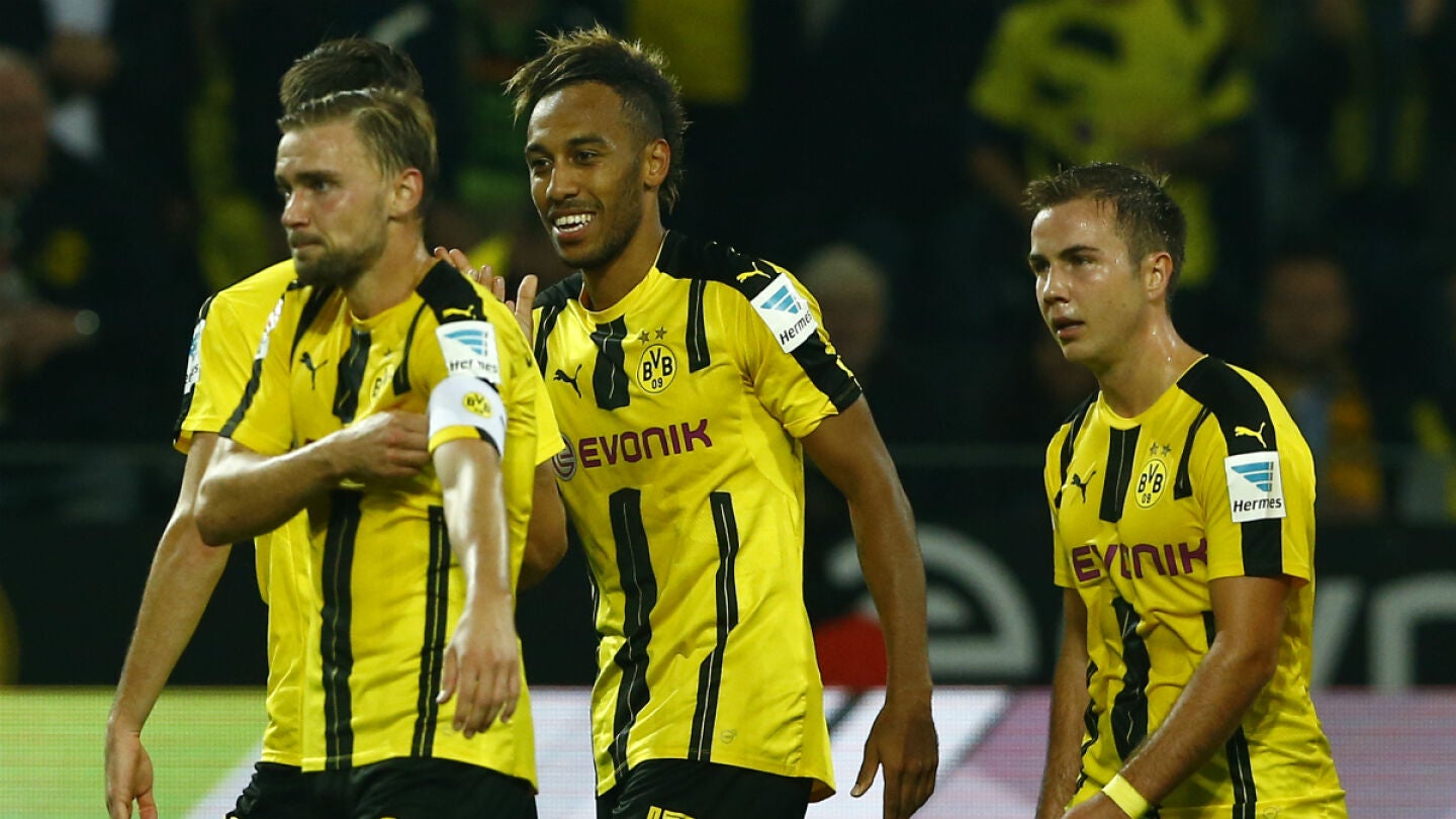El Borussia de Dortmund celebra un gol