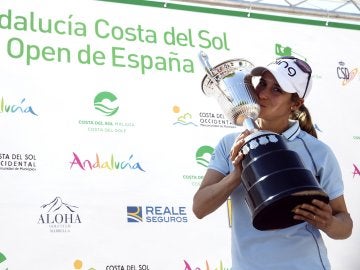 Azahara Muñoz hace historia en el Open de España Azahara Muñoz hace historia en el Open de España