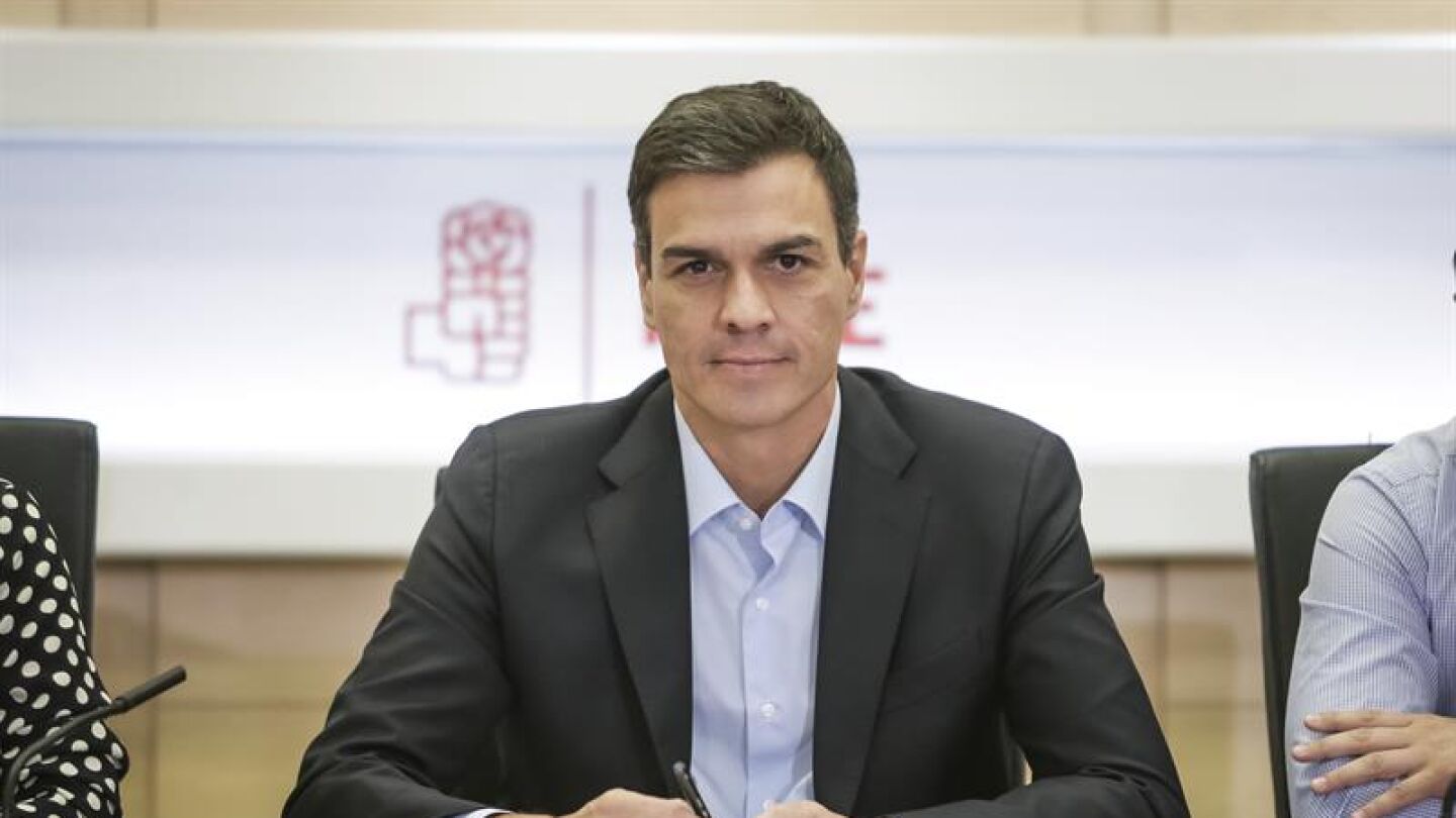 El secretario general del PSOE, Pedro S&aacute;nchez, durante la reuni&oacute;n de la Ejecutiva del partido