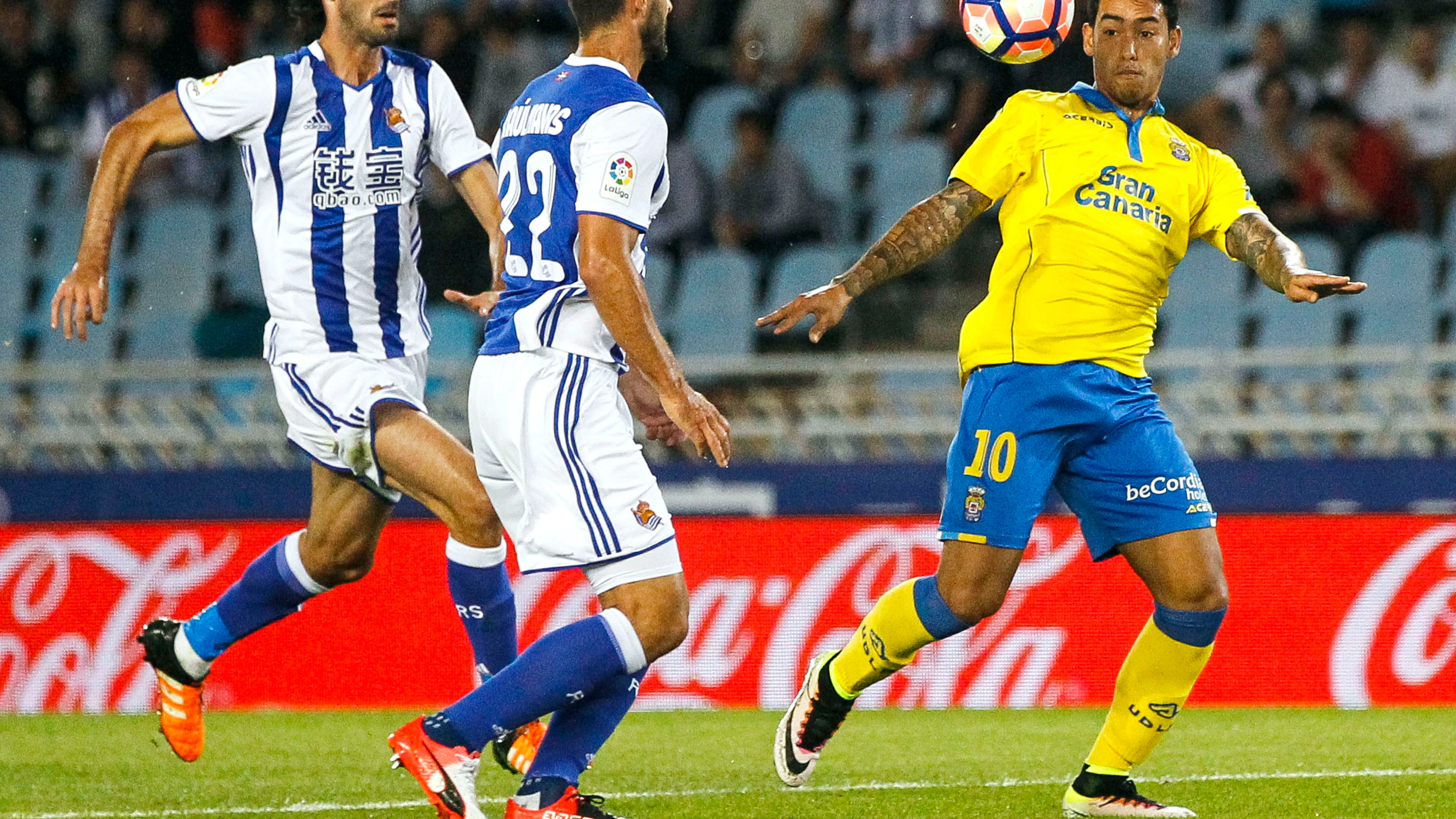 Sergio Araujo, en un partido ante la Real Sociedad